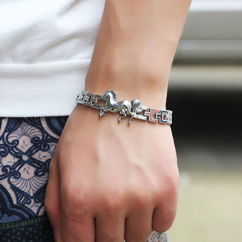 Temu minimalist and personalized galloping pony metal style watch buckle, bracelet, male high-end feeling