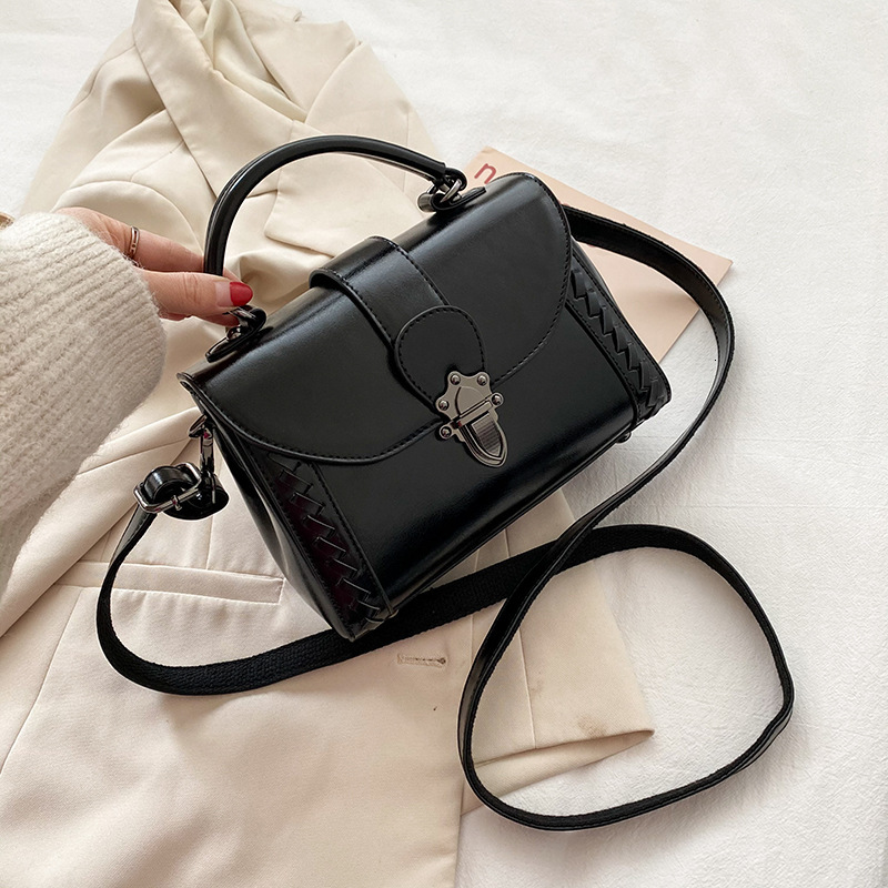 Real Leather Crossbody Women's Bag 2025 New High Texture Cowhide Fashionable Shoulder Bag Designer Hand-held Small Square Bag