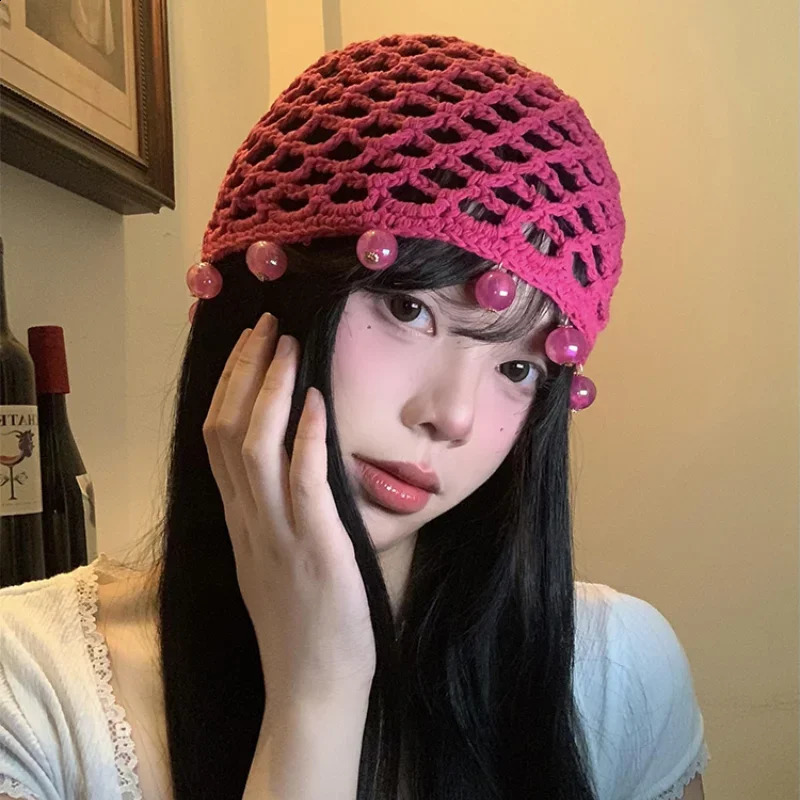 Ins Personalized Beaded Hand-woven Beanies Cap for Women Summer Autumn Travel Po Versatile Retro Hollow Pullover Hat 250420