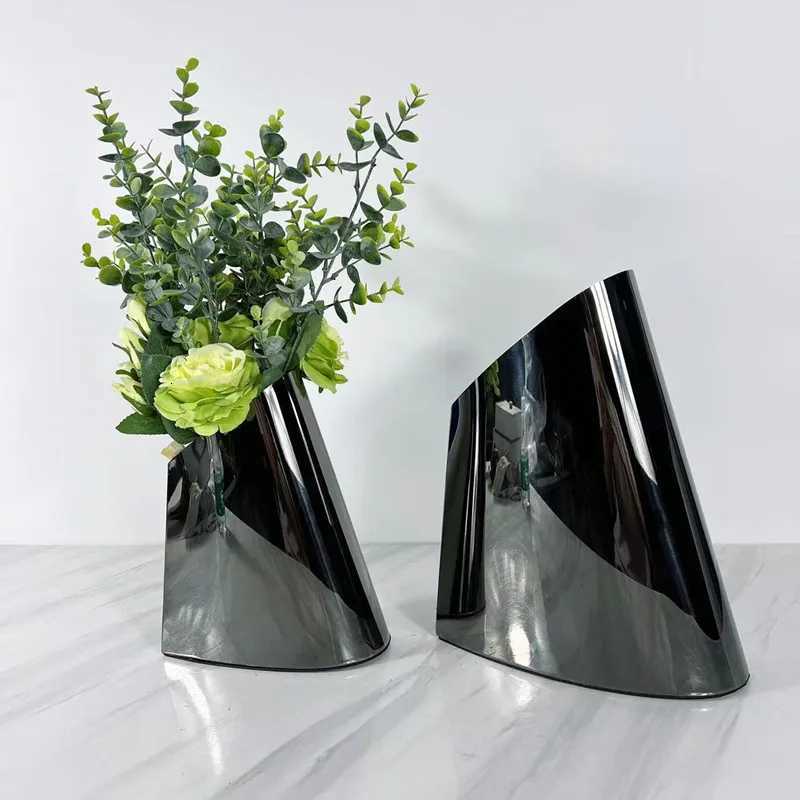 Luxury Cone-shaped Design Stainless Steel Vase Living Room Flower Arrangement Desktop Decoration Home Decor Accessories C251124