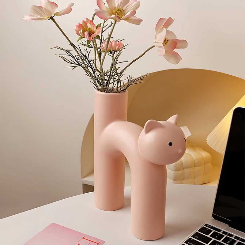 1PC a Nordic minimst design cat-themed decorative vase is suitable for living room study wedding and party decoration C251124