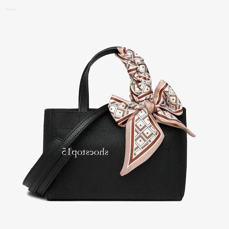 Totes Genuine Leath… - image