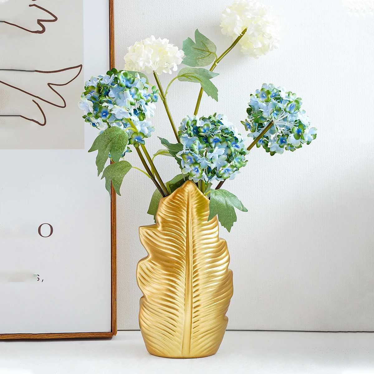 1PC creative and simple feather vase modern home decoration decorative vase entrance hall home handicraft display C251124