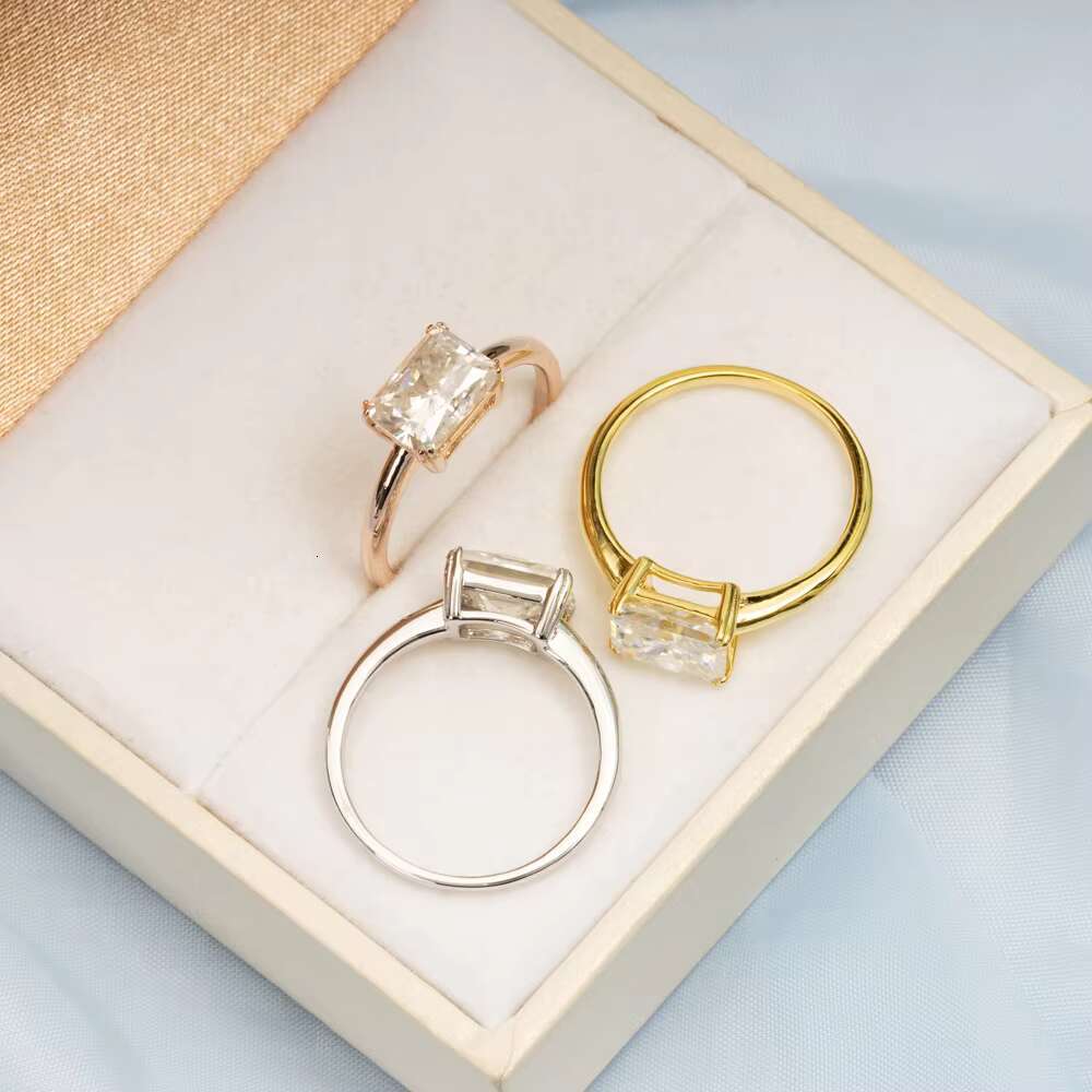 Hot Sale Fashion Radiant Cut Moissanite Ring Silver 925 Engagement Rings for Women