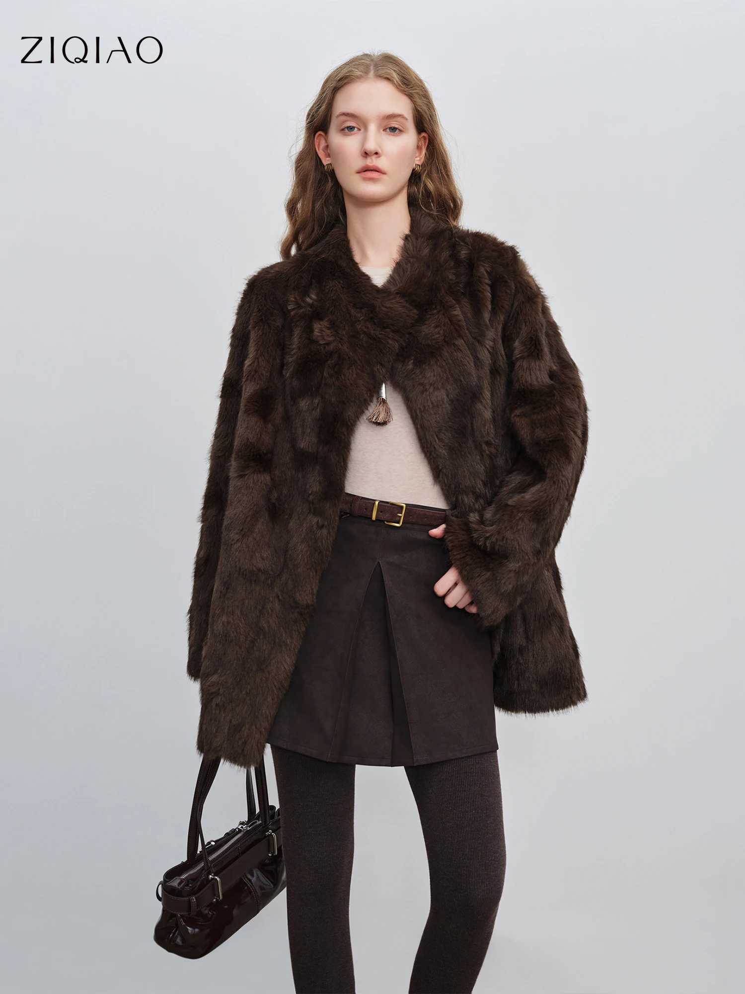 ZIQIAO Brown Faux Fur Coat for Women New Winter Style for 2025 Thickened Fur Coat Overlapping Collar Streetwear Commuting Retro J251124