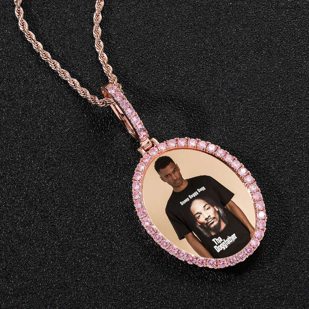 Luxury designer new products can carry photos. Hip hop style, gold plated, ice encrusted VVS Moissanite. Oval frame pendant necklace free shipping