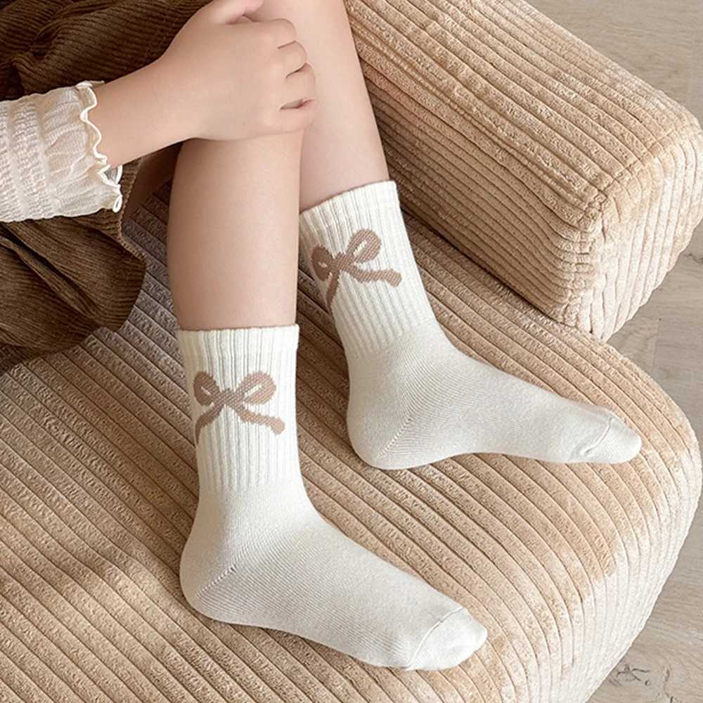 5 pairs childrens high-elasticity solid-color sports socks with bowknot patterns suitable for autumn and winter G251124