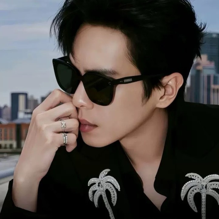 Designer Sunglasses For Men Women Sunglasses Polarized Sunglass Square Frame Sunglasses Luxury Goggle Pilot PC Frame Oversized UV400 Eyewear KK099