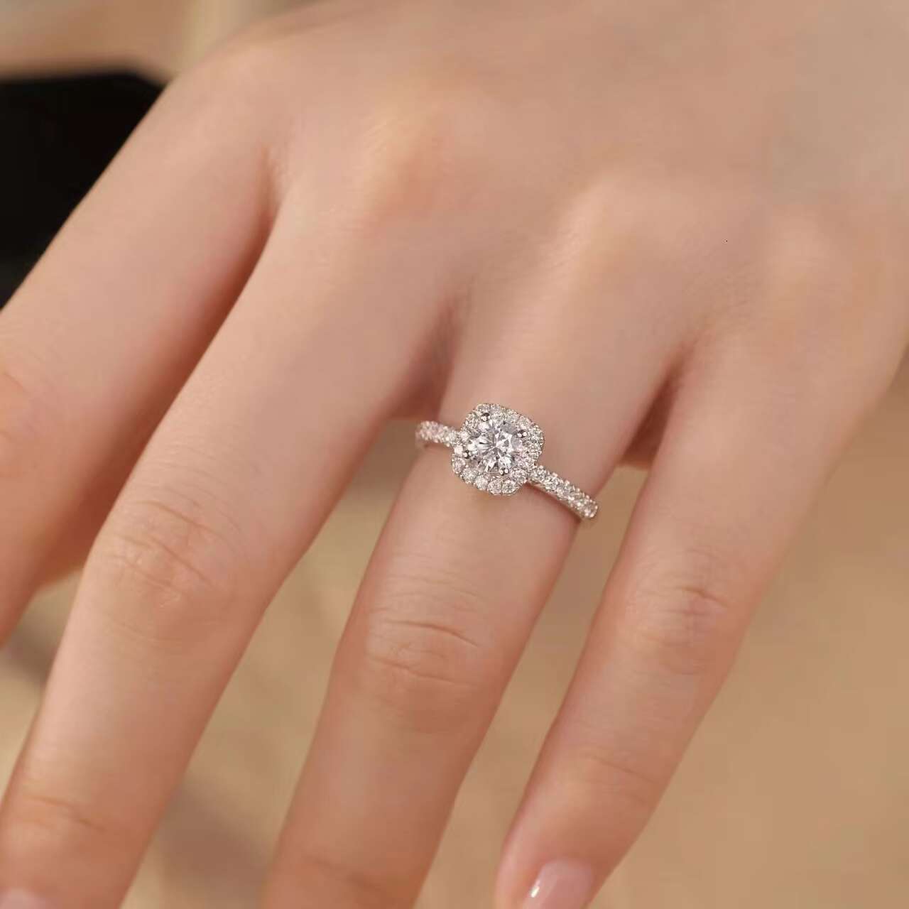 Trendy Moissanite Luxury Rings for Women | Wholesale Accessories