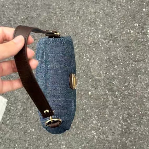 designer bag contrasting color single shoulder bag underarm fashionable hand-held crossbody for women with denim buckle pleated bag