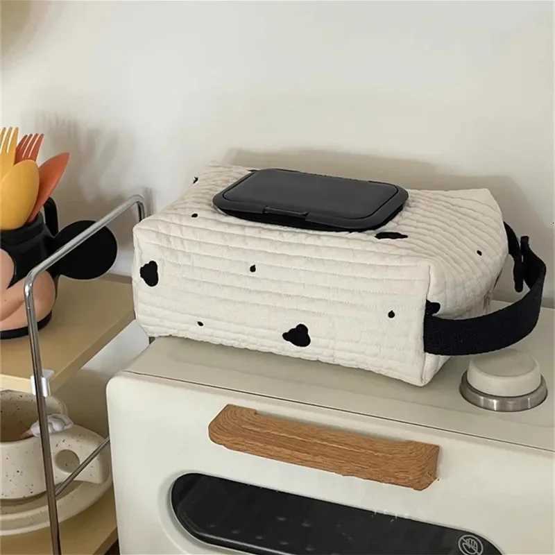 INS Embroidery Bear Tissue Paper Storage Bag Removable Wet Wipes Case Car Hanging Tissue Bag Baby Stroller Napkins Papers HolderM251124