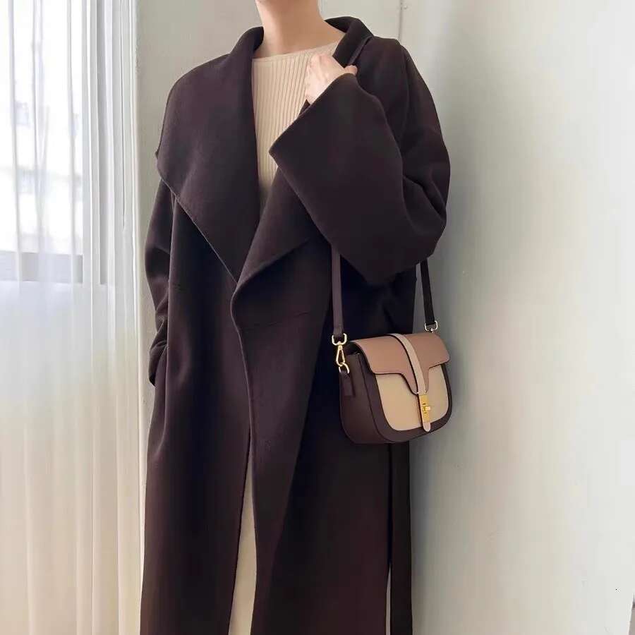 Small Niche Design Retro Saddle Casual High-End Armpit 25 New Cowhide Shoulder Crossbody Bag