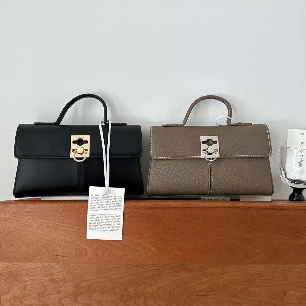 Vintage Leather Light , Niche Small Square Bag, French Crossbody Handbag, Commuting Women's Designer Bag