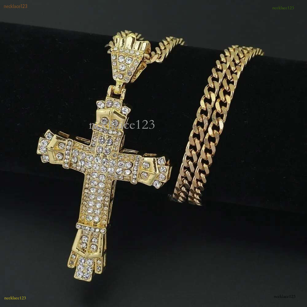 Hip Hop Cross Pendant Religious Charm Gold Sier Full Ice Out Crystal Neckalce Simulated Dias Catholic Crucifix Necklace With Cuban Chain Jewelry