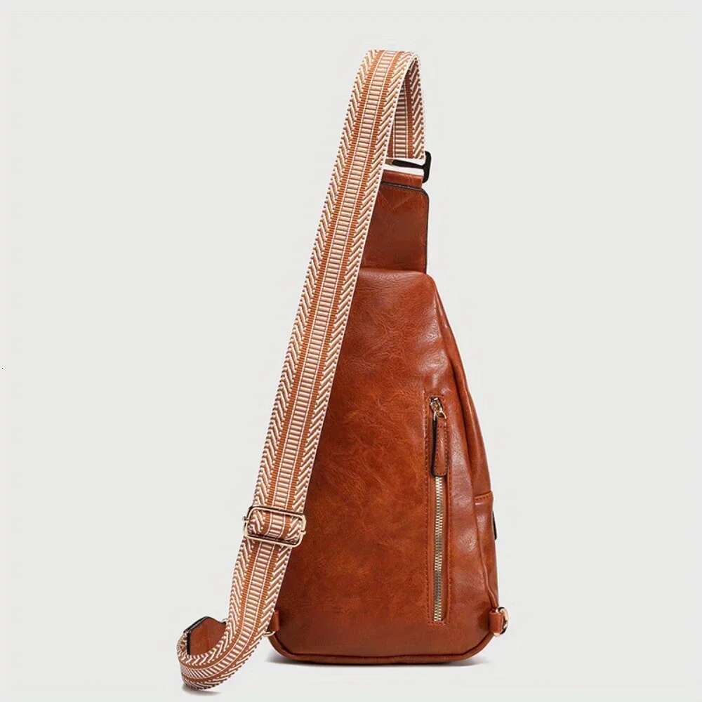 Designer Bag 2025 Foreign Trade Retro Splicing Women's Messenger Breast Light Commuter Business Leisure Office Worker Chest Bag Luxury Bag