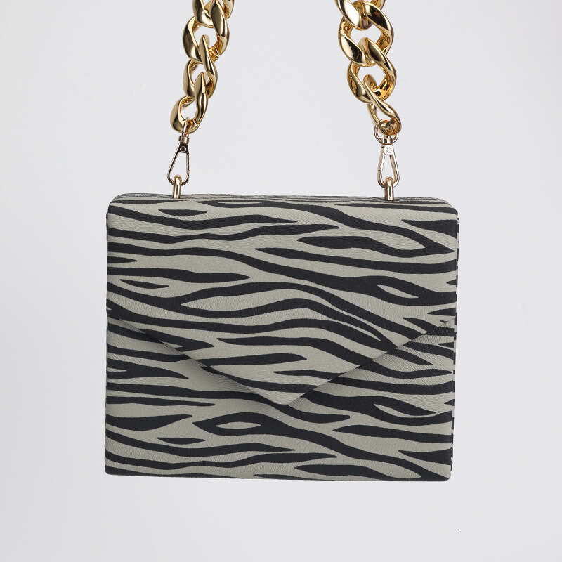 Dinner Bag New Zebra Pattern Evening Party Underarm PU Fashion Versatile Women S Handheld One Shoulder Oblique Cross Chain Bag For Women KQ
