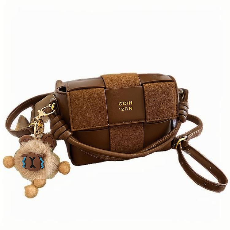 New trendy and versatile single-shoulder crossbody bags for women, with a high-quality patchwork small square bag 2025