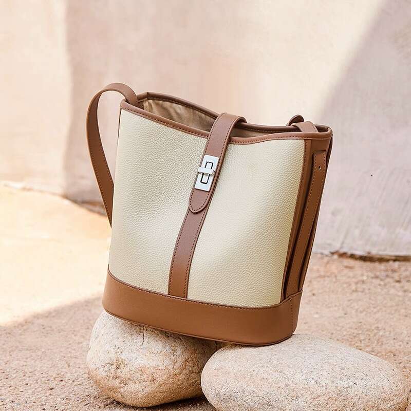 Light Luxury Versatile New Summer Bucket Large Capacity Shoulder Commuter Women S Bag Crossbody