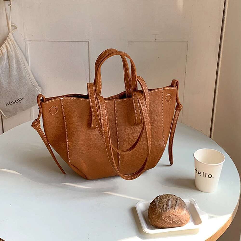 Women Soft Underarm Large Capacity Fashion Tote Stylish Shoulder Simple Shopping Trendy Commuting Bag