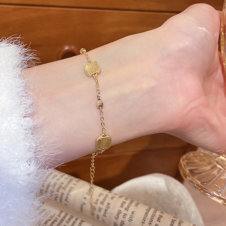 European and American Cross-Border Glossy Square Plain Silver Fashion Simple Versatile Elegant Bracelet Niche Design Sense Jewelry for Women - view 5