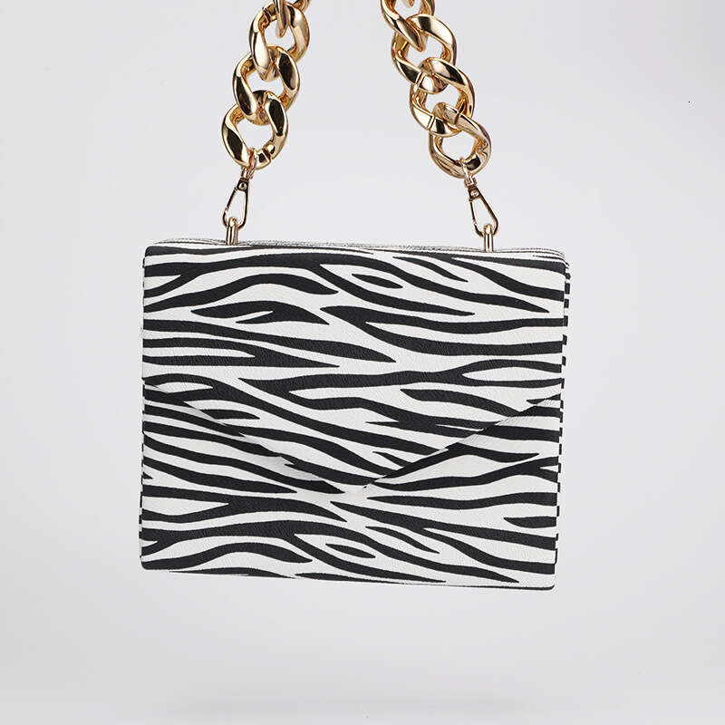 Dinner Bag New Zebra Pattern Evening Party Underarm PU Fashion Versatile Women S Handheld One Shoulder Oblique Cross Chain Bag For Women KQ