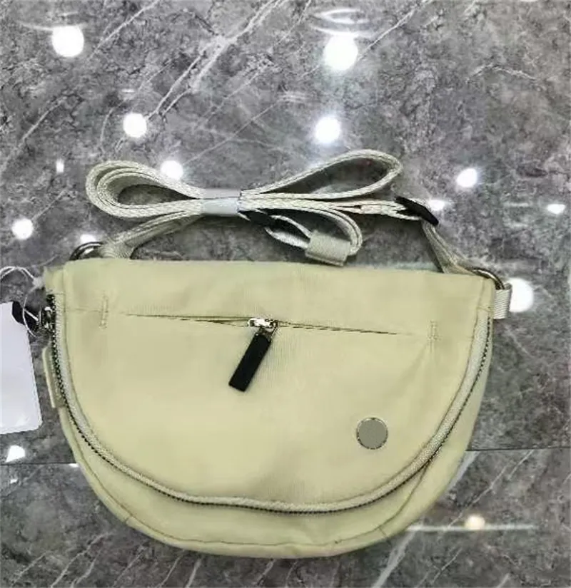 5L Crossbody bag Wasitbag Sports Shoulder Multi-function Bag Fanny Pack Black High Quality Adjustable Strap Shoulder Women Men Gym 2L Elastic Fanny Pa