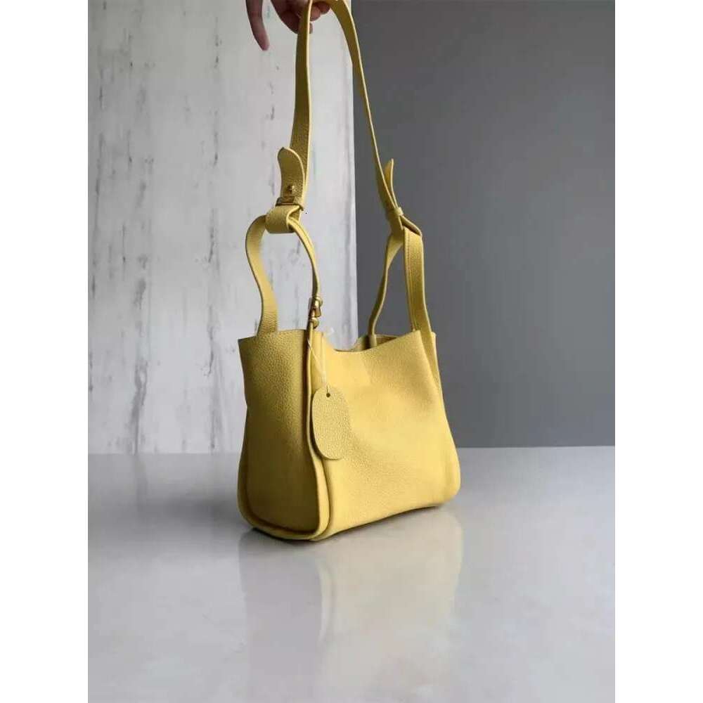 Women Casual Genuine Leather Bucket Bag New Fashion Tote Handbag Office Ladies Single Shoulder Solid Color Crossbody Bags