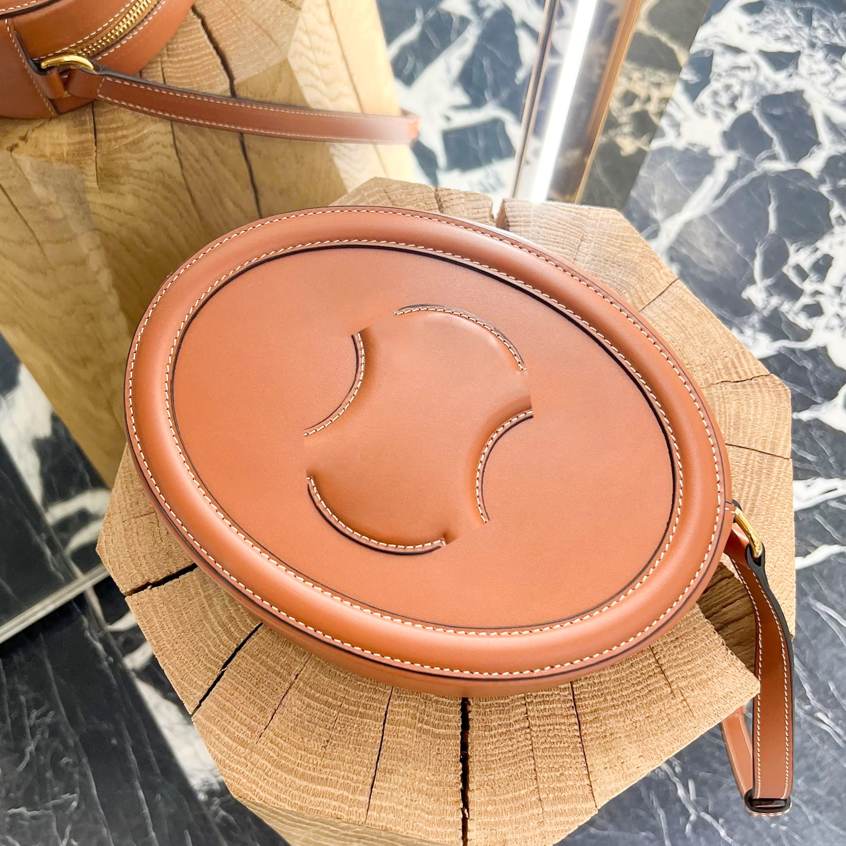 Fashion Women's TRIOMPHES round hand bags Luxury mens Oval Smooth leather handbag satchel purses Designer mini clutch shoulder crossbody pochette even tote bag