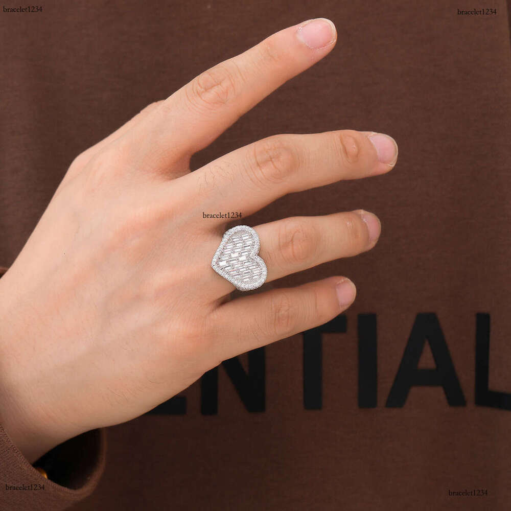 Luxury designer Ice out VVS Moissanite, heart-shaped hip hop rings for men and women