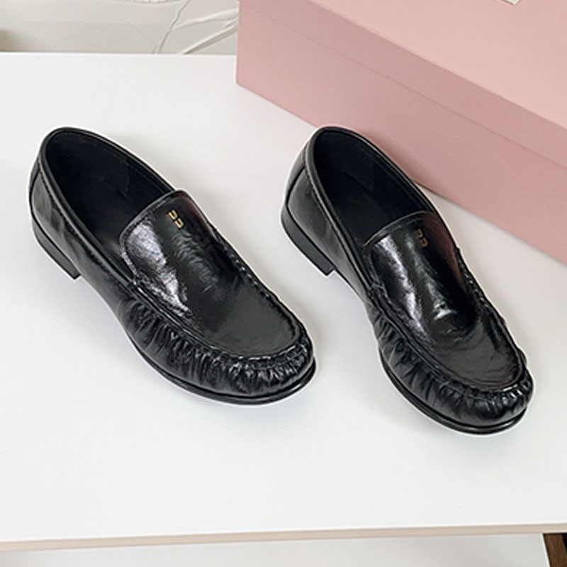 5D499E Women Elegant leather loafers elegant ultra light Slightly clustered contours design casual leisure loafers Ladies Daily versatile casual shoes