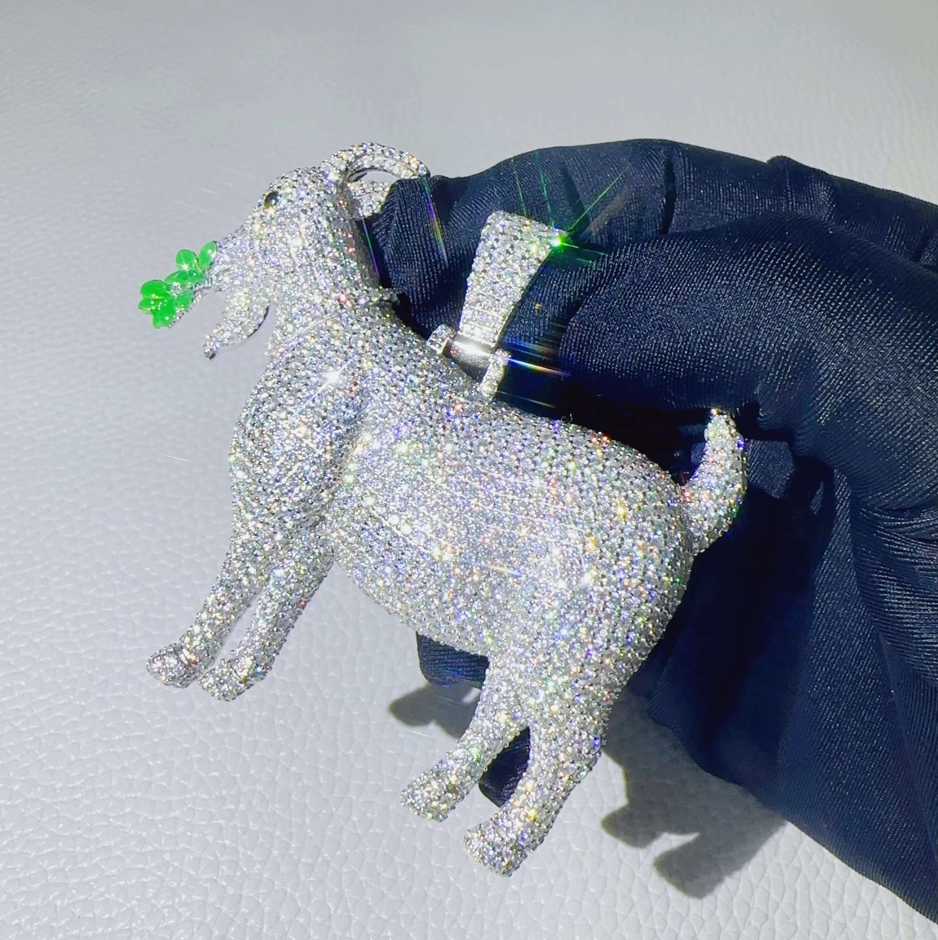 Moissanite Jewelry Hip Hop Sheep Eat Grass Pendant Custom 925 Sterling Silver Pendant for Men Women