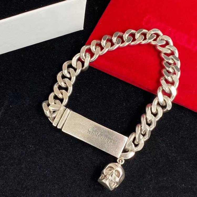 2025 New Vintage Gothic Brass Adjustable Twist Chain Bracelet with Skull Rectangular Pendant & Engraved Letter Charm for Men and Women