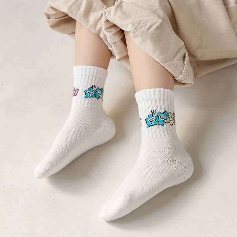 Five pairs of girls autumn and winter soft and skin-friendly warm and trendy doodle loop socks short socks G251124