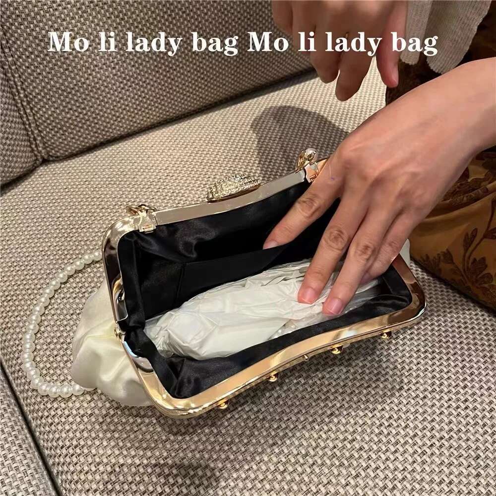 Designer Bag 2025 Satin Cloud Glitter Dia Evening Pearl Beading Fashion Women Handbag Wedding Party Clutch Purse Crossbody Bag Luxury Bag