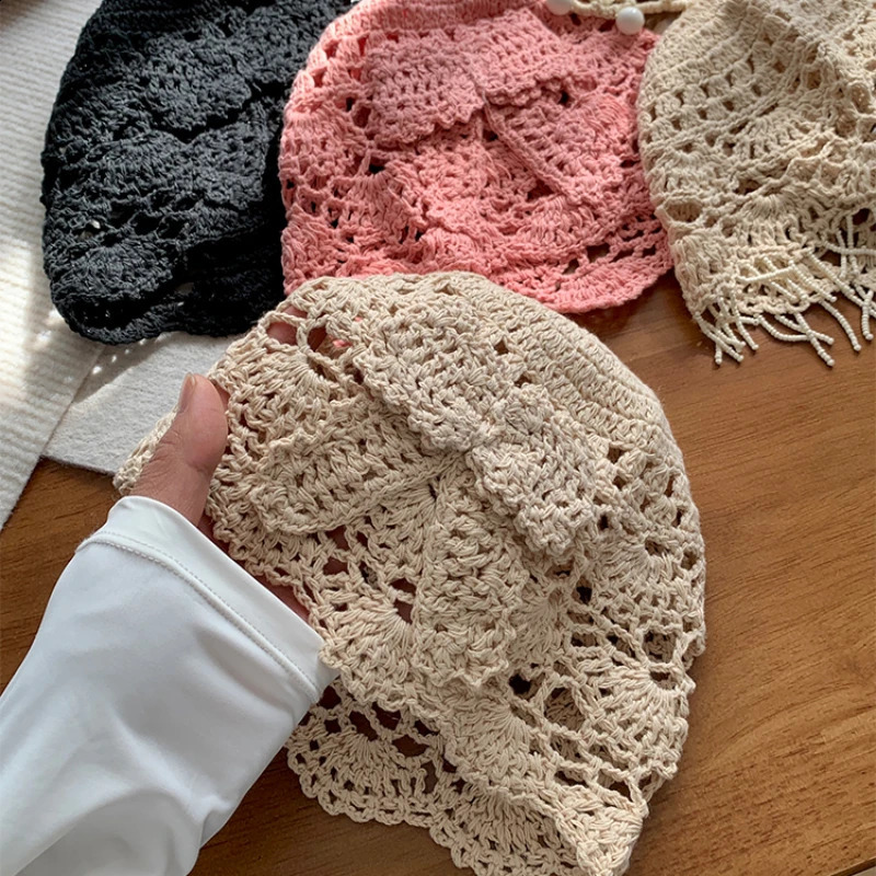 Retro Hollow Knitted Pullover Hats for Women Summer and Autumn Travel Versatile Show Face Small Hand-woven Fringed Beanies Cap 250420