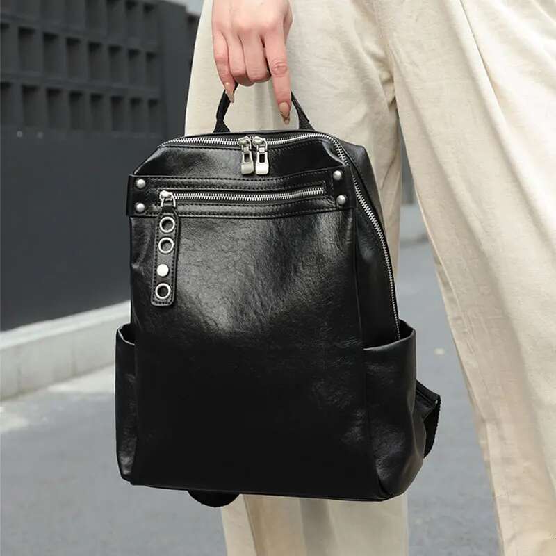 Designer Bag 2025 Women Backpack High Quality Genuine Leather Girls School Large Capacity Vintage Women's Bag Fashion Cowhide Backpacks Luxury Ba