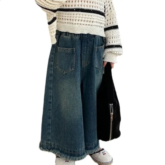 SpringAutumn 2025 Childrens Jeans Retro Elastic Waist Preschool Girls Loose Casual Baby Wide Leg Pants 250414z