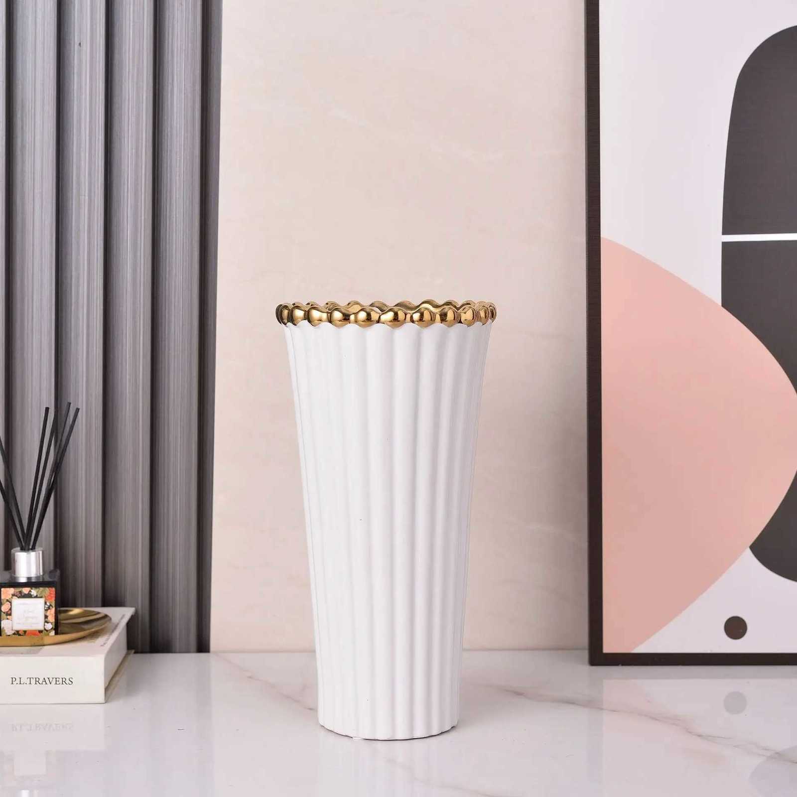 Modern luxury ceramic vase gold black white crown electroplated ceramic vase floral ware home decoration ornaments C251124
