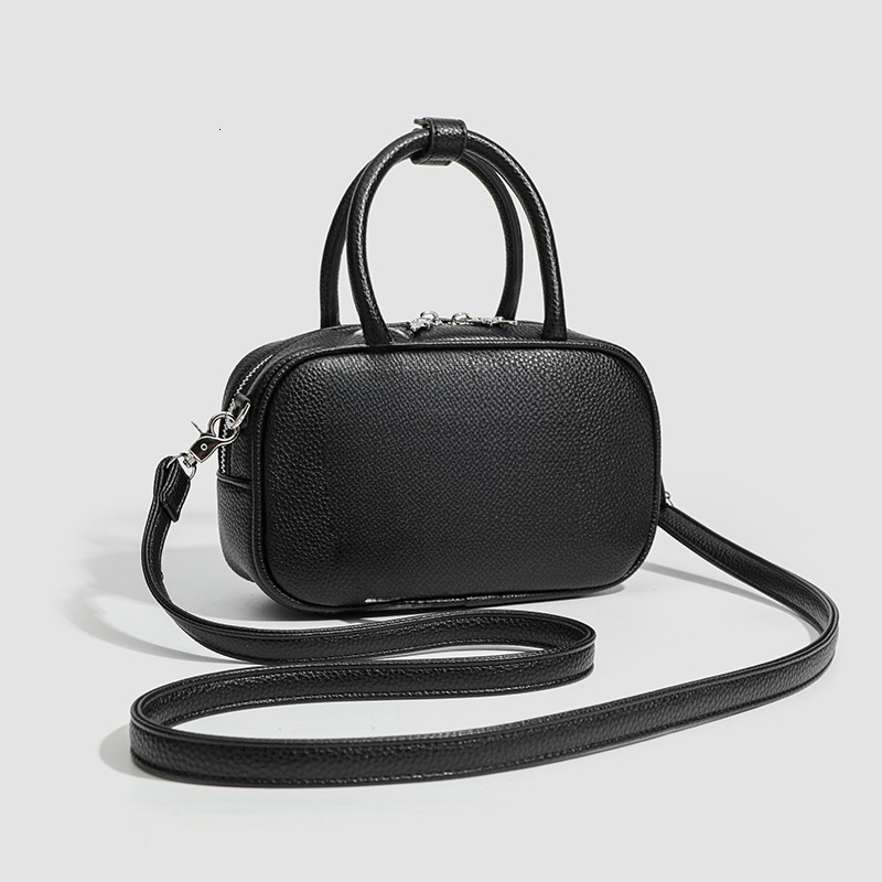 High end retro women's bowling bag 2025 new designer multifunctional Boston pillow bag