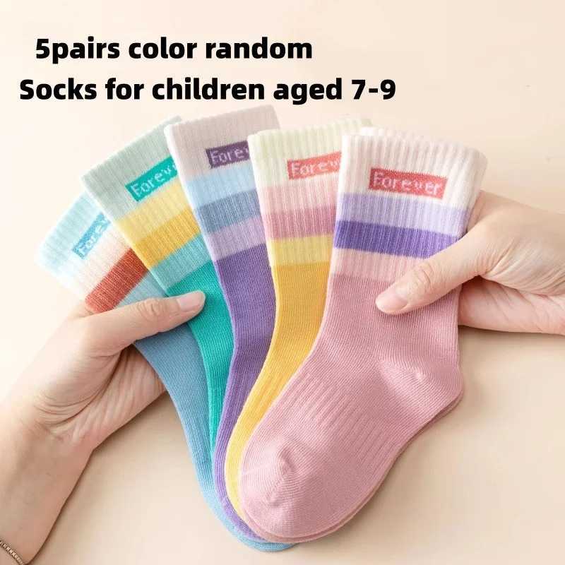 5 Pairs of Rainbow Socks in Random Colors Skin-Friendly and Non-Binding Suitable for Girls Aged 1-4/7-9 Winter Warm Socks New Years Birthday Gift Holi