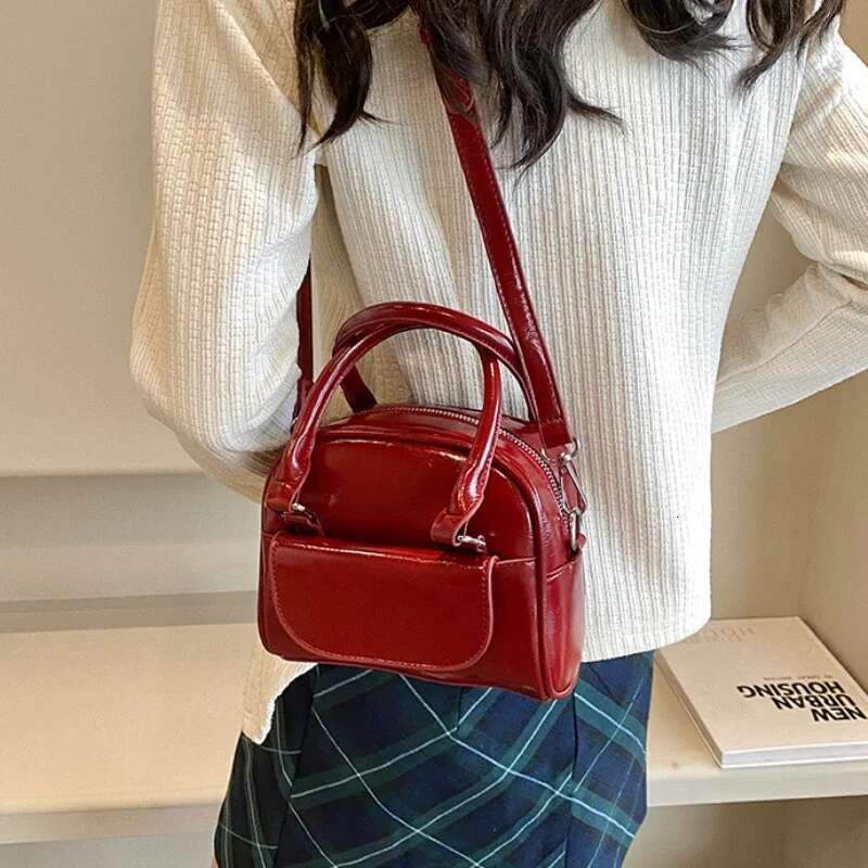 Red Solid PU Leather Shoulder Underarm Women's Fashion Casual Purses And Handbags Ladies Commuter Crossbody Bag Bags Designer Women Bag