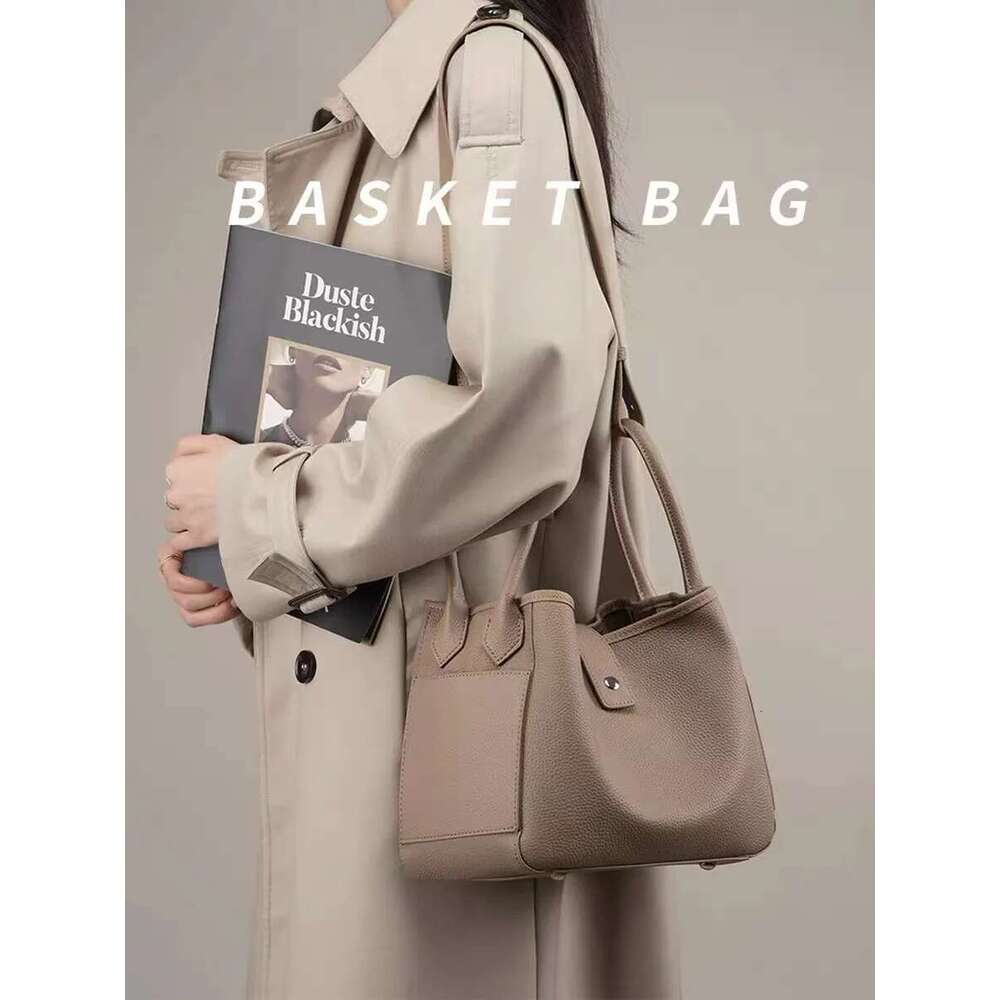 Designer Bag 2025 High Quality New Trendy Bucket Women's Handbag Genuine Leather Cowhide Shoulder Messenger Lady Purse Female Casual Bag Luxury B