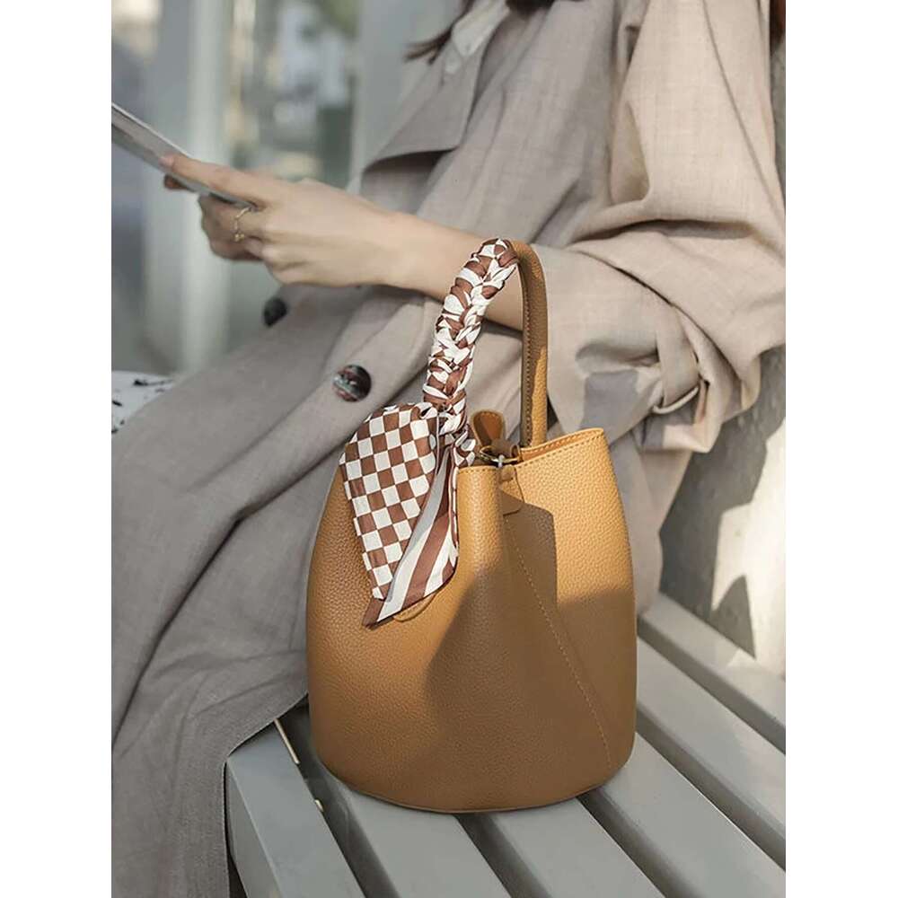 Ladies Vegetable Basket Bucket New Style Shoulder Crossbody Bag Handbag Suitable For Daily Use