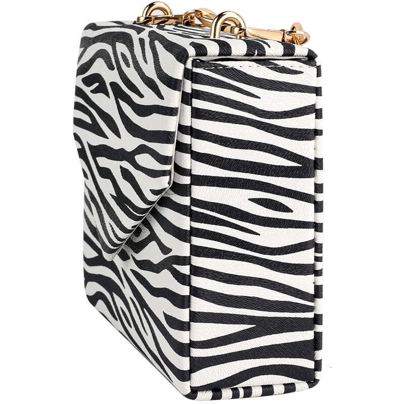 Dinner Bag New Zebra Pattern Evening Party Underarm PU Fashion Versatile Women S Handheld One Shoulder Oblique Cross Chain Bag For Women KQ