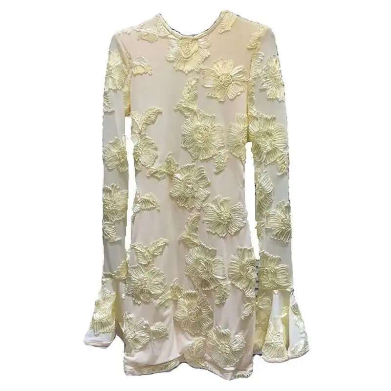 DEAT 2025 Autumn Fashion Trendy Women's Embroidery Flower Back Hollow Out Dress O-Neck Flare Sleeves Dresses Female 11Xx8960