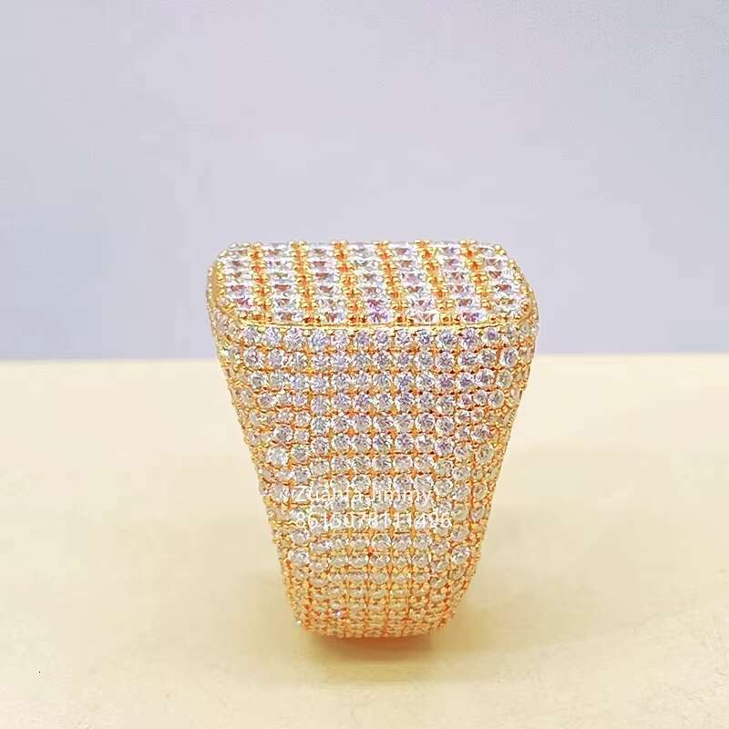 Hip Hop Ring Shining Bling 925 Sterling Silver 14K 18K Gold Plated Iced Out Jewelry VVS Moissanite Diamond Pinky Square Rings