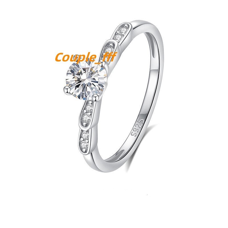 Wholesale 925 Sterling Silver 0.5Carat Moissanite Rings Engagement Wedding Ring for Women