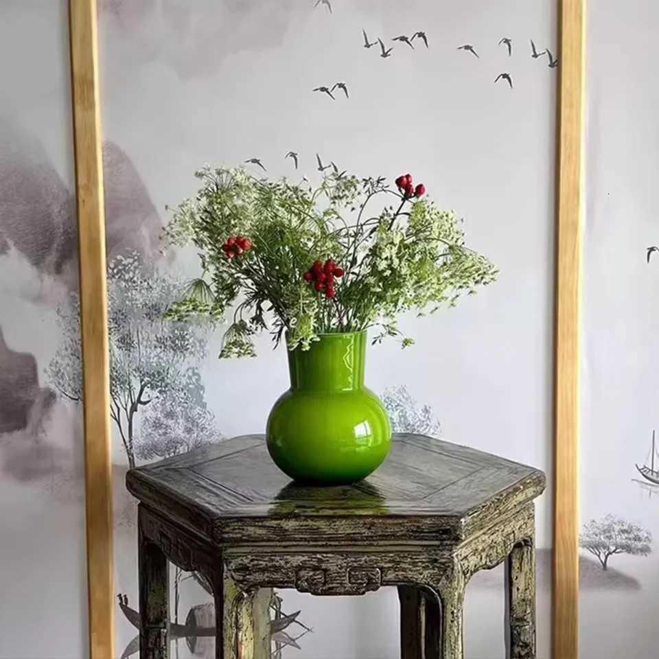 Vase Room Decoration Flower Luxury Chinese Style Retro Creative Green Table Decor Glass Vase Heart vase Dresser decor Vazo C251124