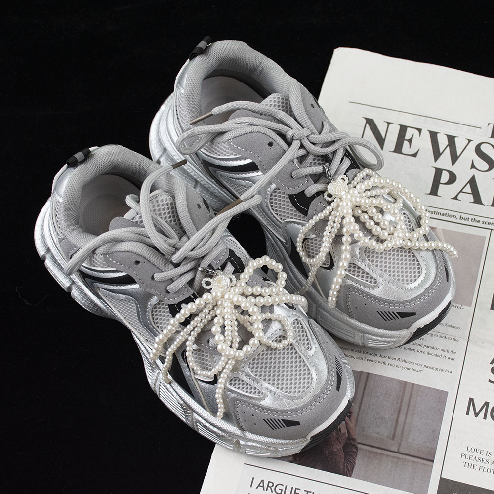 Elegant Two-Tiered Pearled Lace-Up Accents: Versatile Charms Suitable for Footwear, Handbags & Mobile Devices
