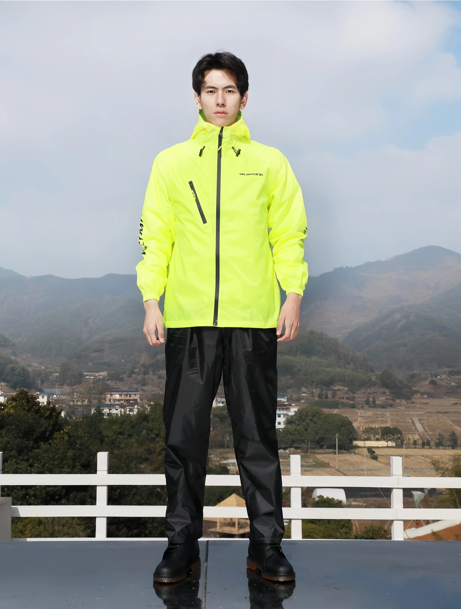 2025 Summer Ultra-thin Breathable Raincoat and Rainpants Set 250421